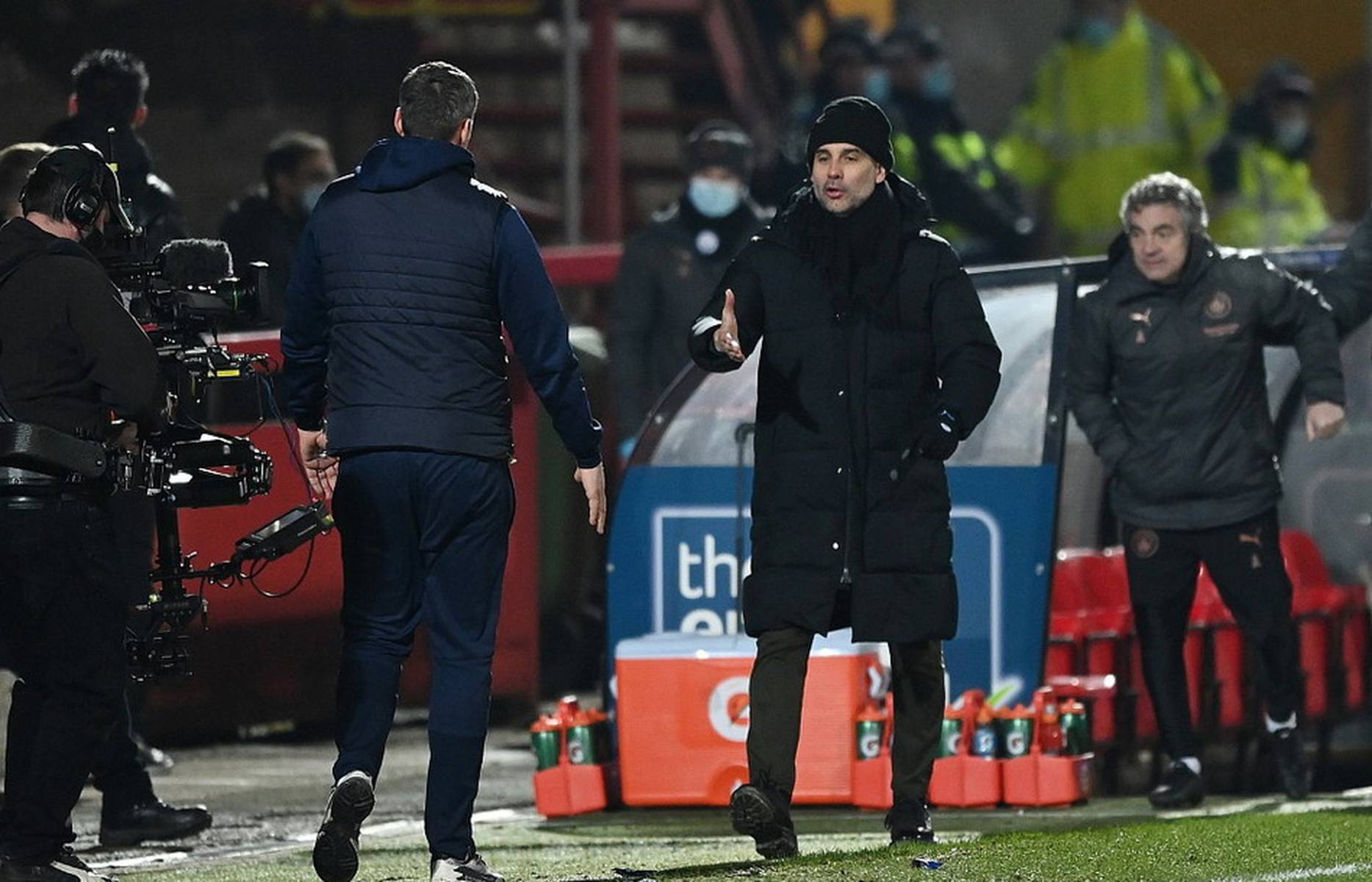 手在过去对 手在过去对