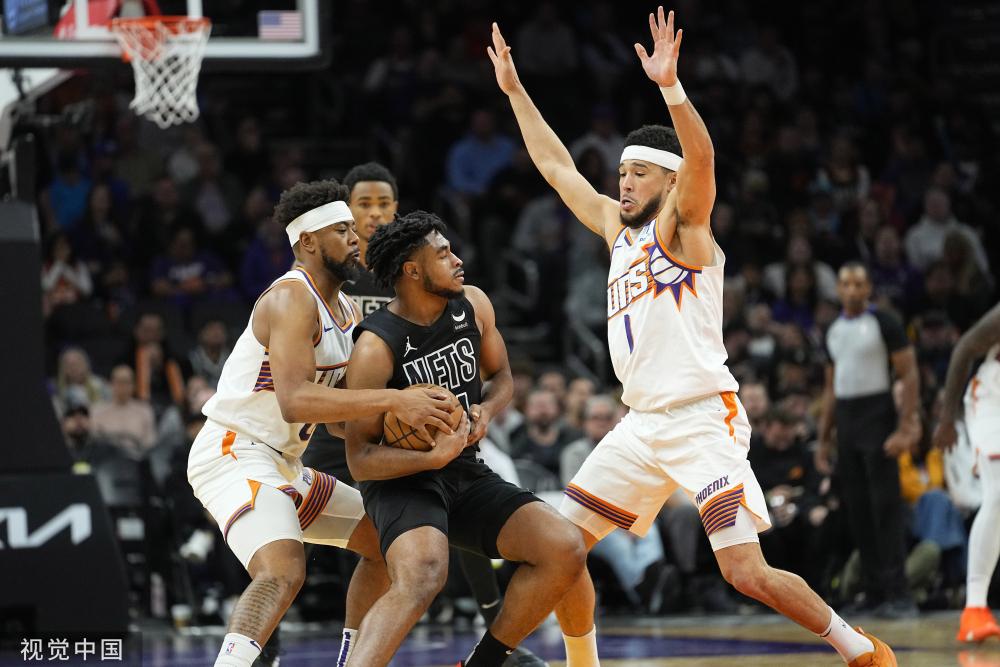 显然不愿在 显然不愿在